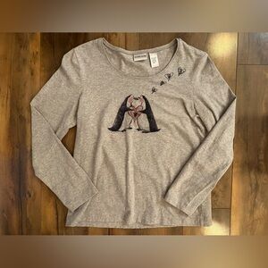 Chico’s Gray Penguin Graphic Long Sleeve Top Size 1 Whimsical Cozy